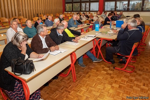 DeSUS kandidacijska konferenca Sestanek-DESUS-Slovenska-Bistrica-2