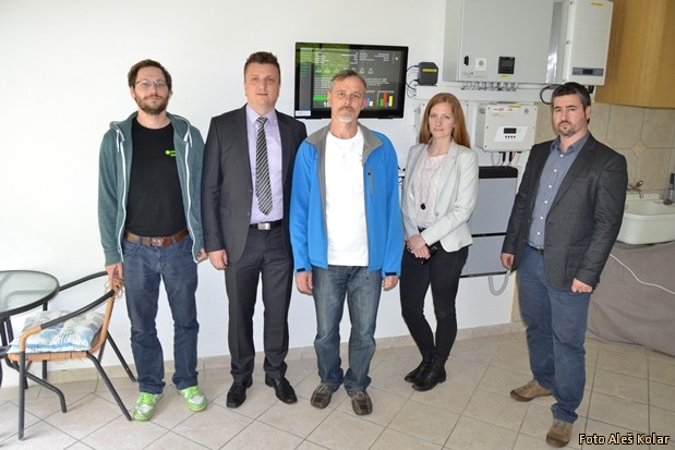 Predstavitev sistema soncne elektrarne DSC 0589 Predstavitev sistema soncne elektrarne DSC 0589