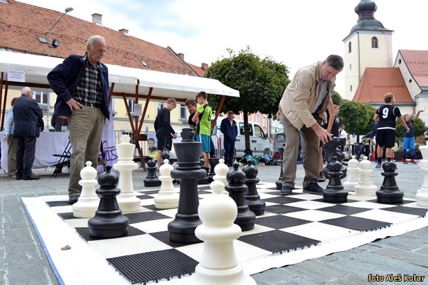 teden mobilnosti trojke sah stojnice DSC 0573